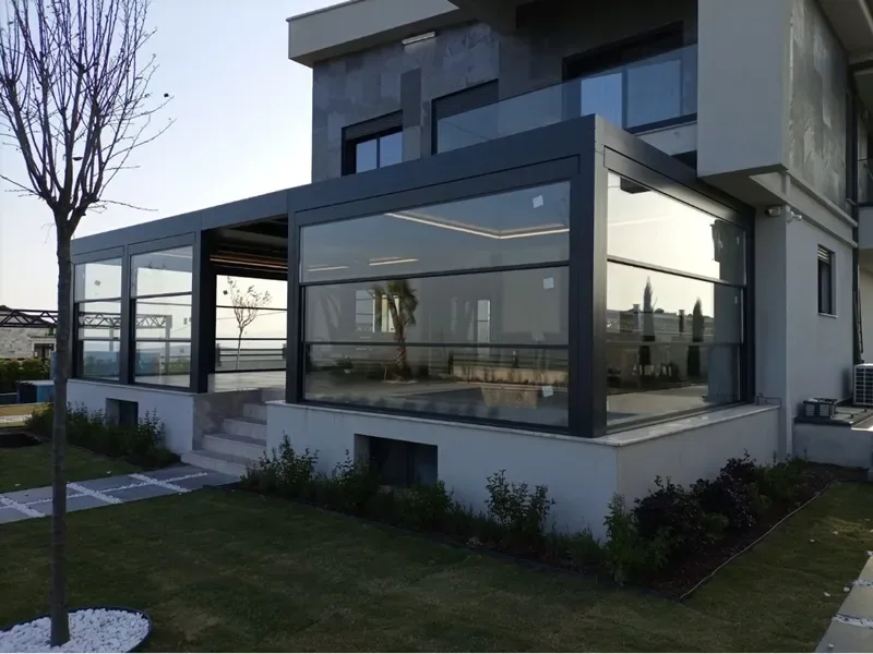 Elit Pergola Giyotin Cam Sistemleri